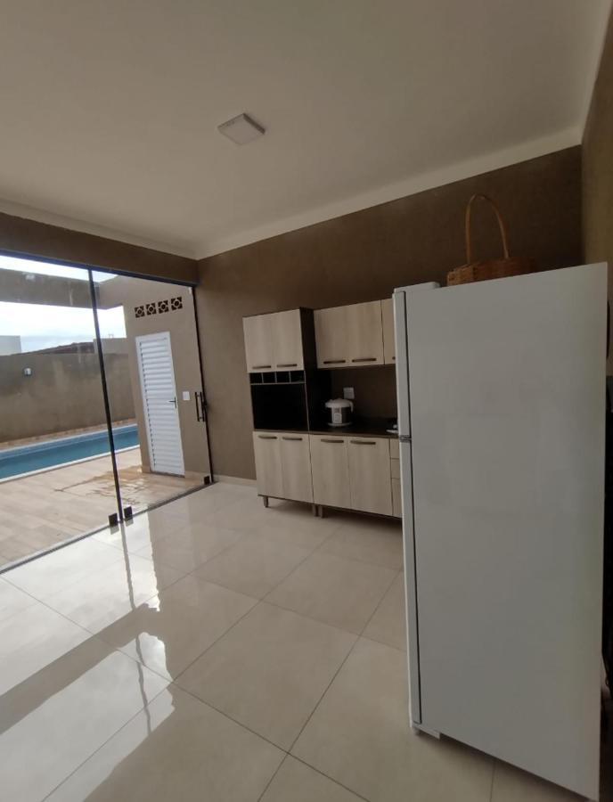Newhouse Casa Linda E Espacosa A 8 Min Do Thermas Dos Laranjais - Casa de férias